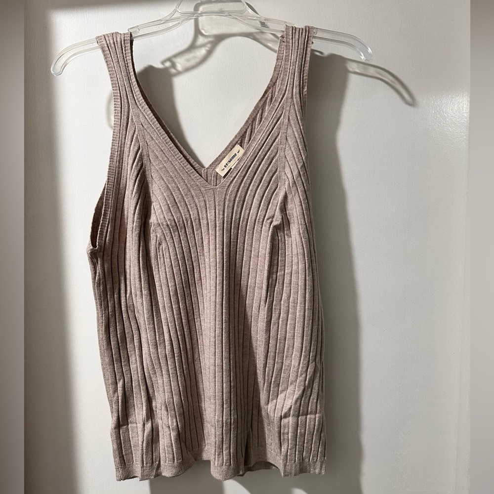 NWT Tank ribbed top, taupe in color,  size XL
